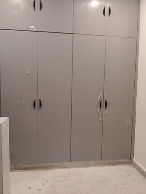 Room in 6+ BHK Independent House at Sector 108 – for Rent