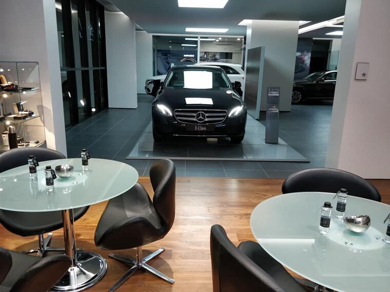 Team Area, atul-blue-empress Commercial Showroom 7248 Sq.Ft. In Kandivali West Mumbai 9215234