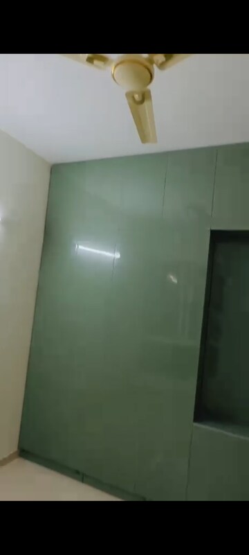Room in 2 BHK Apartment at Signature Global The Millennia, Sector 37d – for Rent