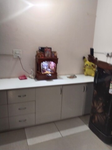  3 BHK Apartment at Pir Machalla – for Sale