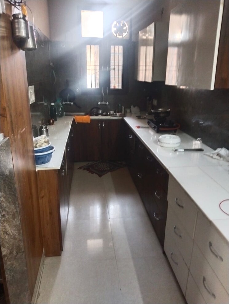 Kitchen, pir machalla 3 Bedroom 1350 Sq.Ft. Apartment In Pir Machalla Zirakpur 9215275