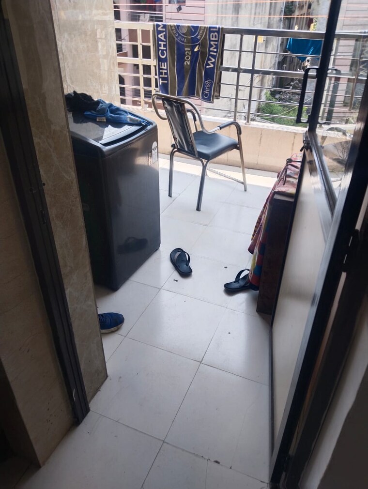 Balcony, pir machalla 3 Bedroom 1350 Sq.Ft. Apartment In Pir Machalla Zirakpur 9215275