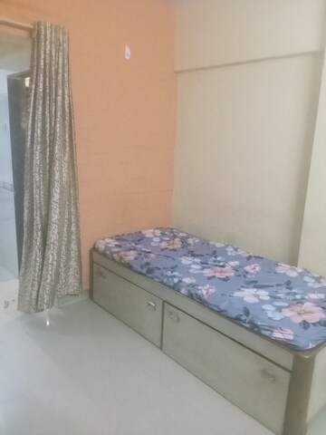 Bedroom in 1 BHK Apartment at Jogeshwari East – for Rent