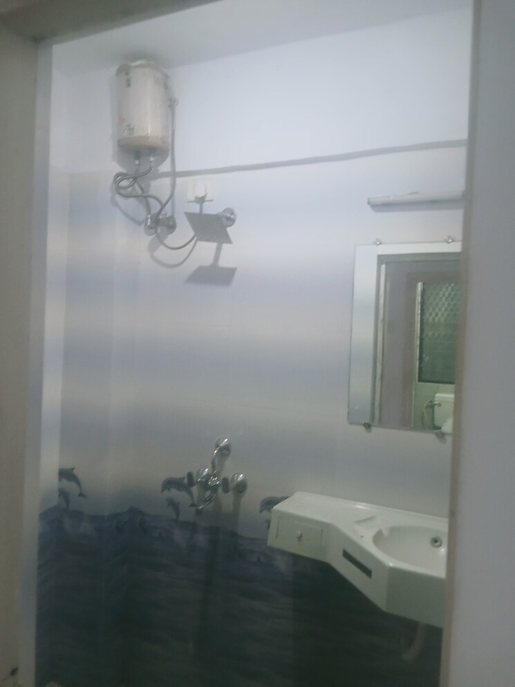 Bathroom, jogeshwari east 1 Bedroom 520 Sq.Ft. Apartment In Jogeshwari East Mumbai 9215317