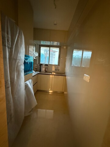 Furnished Amenities in 1 BHK Apartment at Hiranandani Highland, Powai – for Rent