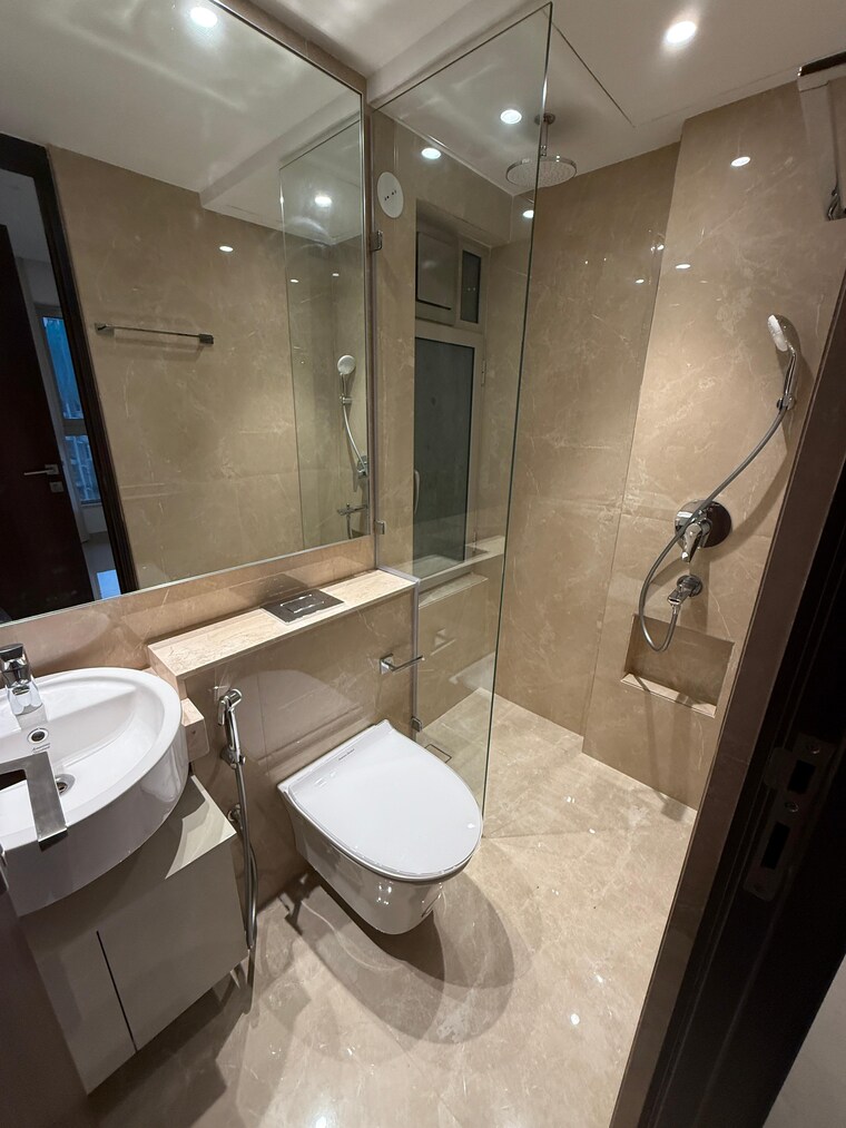 Bathroom, hiranandani-highland 1 Bedroom 487 Sq.Ft. Apartment In Powai Mumbai 9215362