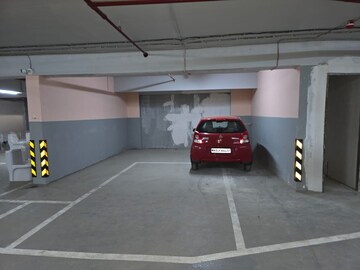 Parking in 2 BHK Apartment at Kalpataru Immensa, Kolshet Road – for Rent