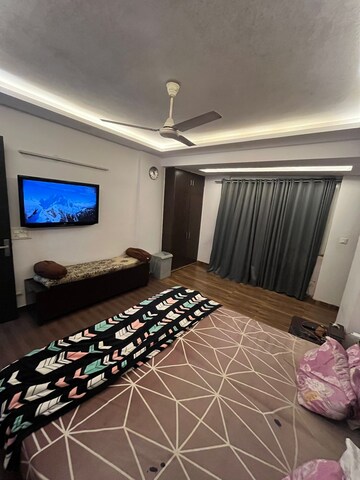 Bedroom in 3 BHK Builder Floor at Vasant Kunj – for Rent