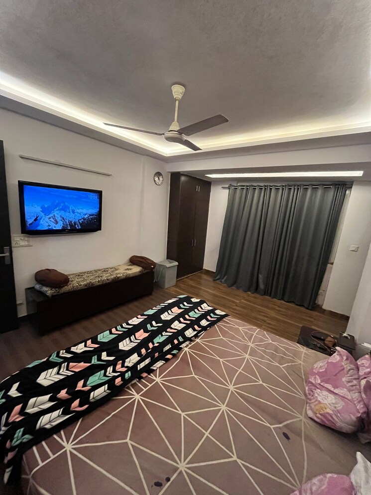 Bedroom, vasant kunj 3 Bedroom 2000 Sq.Ft. Builder Floor In Vasant Kunj Delhi 9215386