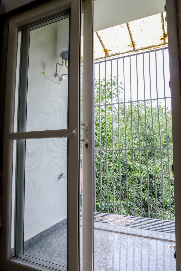 Balcony, malviya nagar 2 Bedroom 900 Sq.Ft. Apartment In Malviya Nagar Delhi 9215425