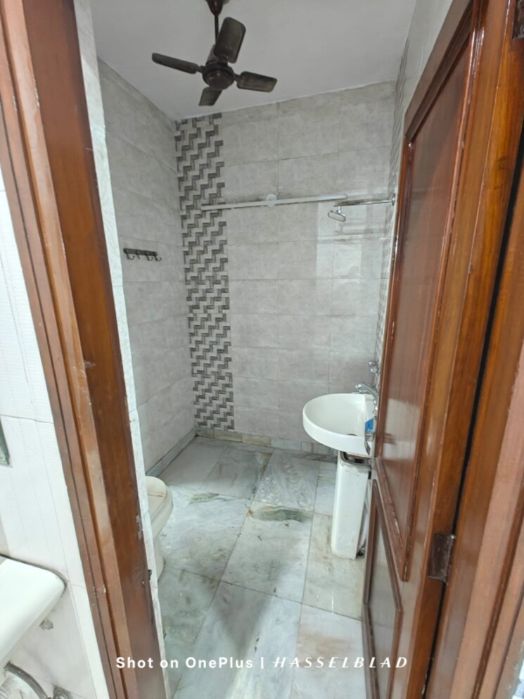 Master Bedroom, lajpat nagar 2 Bedroom 900 Sq.Ft. Builder Floor In Lajpat Nagar Delhi 9215429