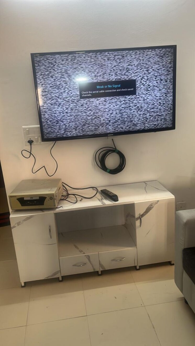 Master Bedroom, breez-global-hill-view 2 Bedroom 585 Sq.Ft. Apartment In Sohna Sector 11 Gurgaon 9215433