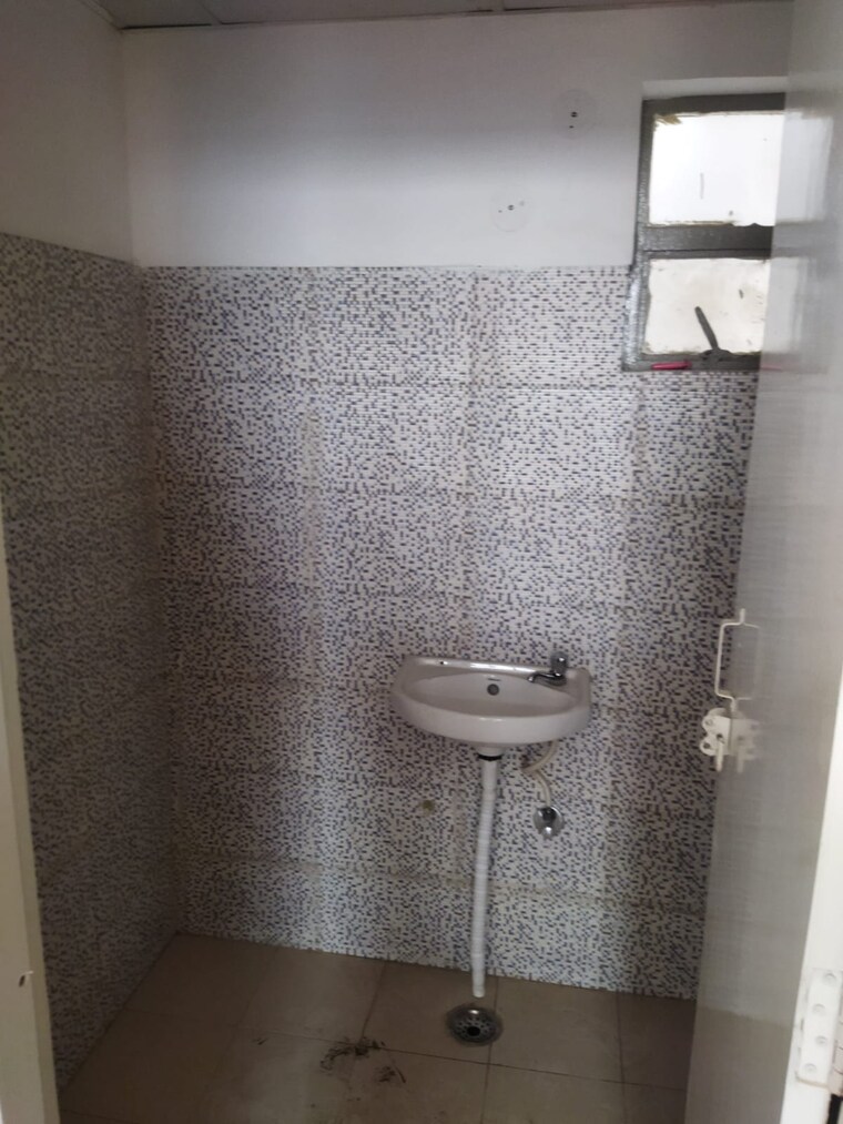 undefined, breez-global-hill-view 2 Bedroom 585 Sq.Ft. Apartment In Sohna Sector 11 Gurgaon 9215447