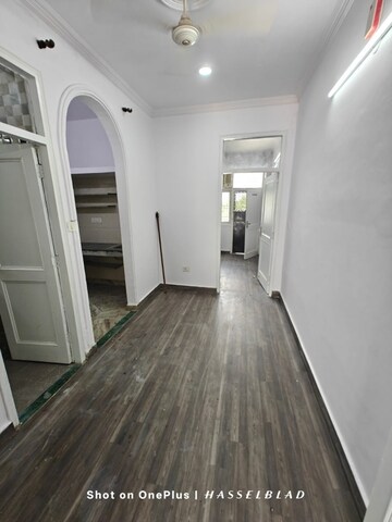 Building Lobby in 1 BHK Builder Floor at Lajpat Nagar – for Rent