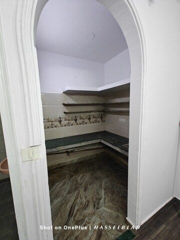 Bathroom in 1 BHK Builder Floor at Lajpat Nagar – for Rent