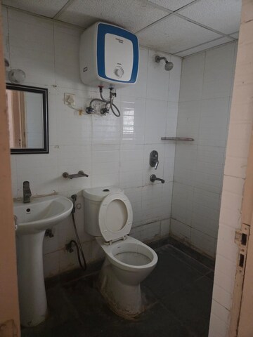 Bathroom in 2 BHK Apartment at Supertech Cape Town, Sector 74 – for Rent