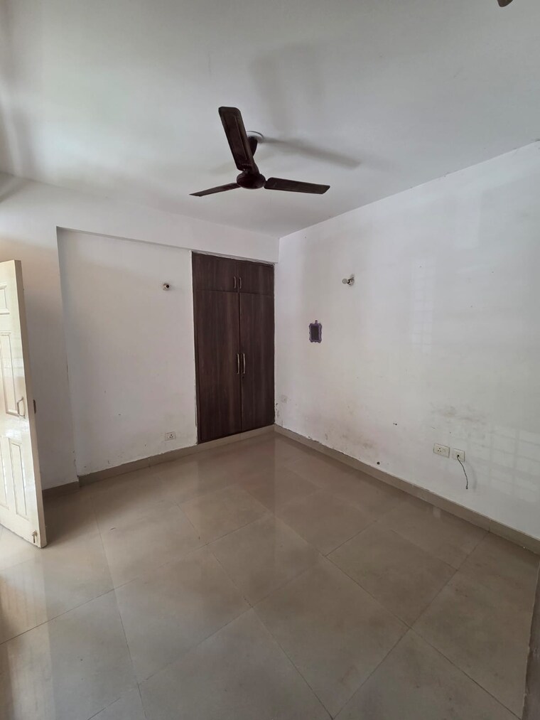 Room, supertech-cape-town 2 Bedroom 930 Sq.Ft. Apartment In Sector 74 Noida 9215456