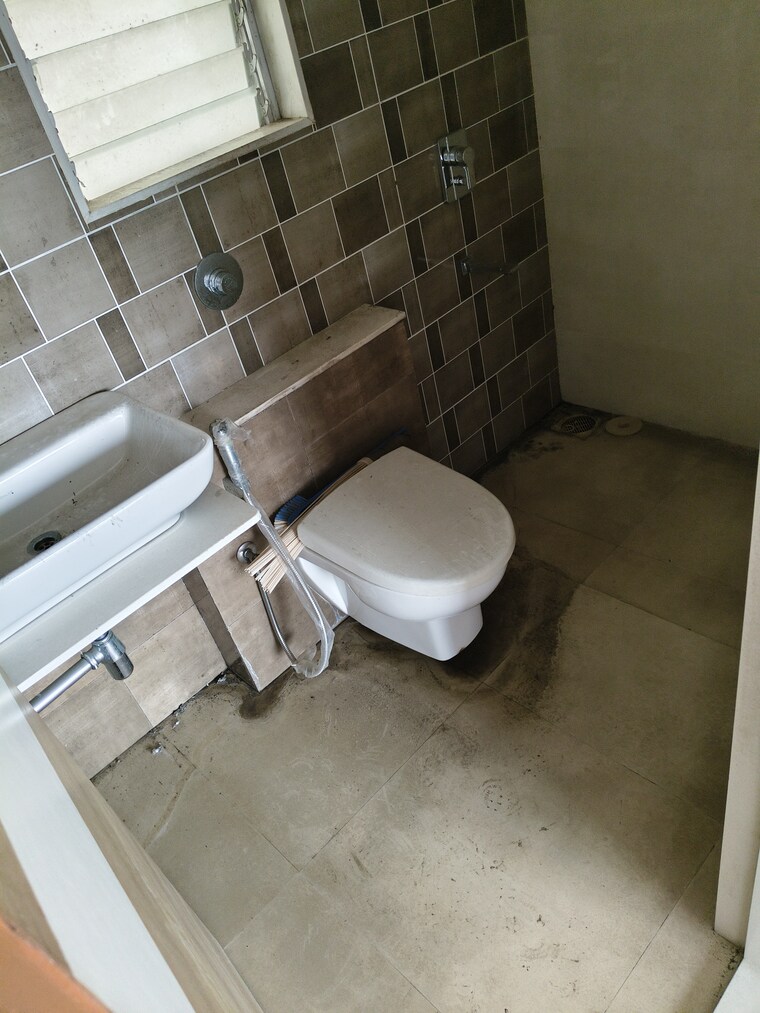 Bathroom, jagdale-amizra 2 Bedroom 1060 Sq.Ft. Apartment In Vartak Nagar Thane 9215507