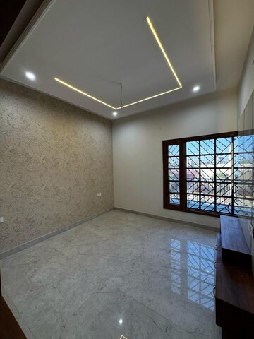 Room in 4 BHK Independent House at Greater Mohali – for Sale