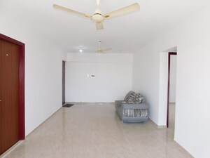 Room in 2 BHK Apartment at Hum Solaris, Kandivali West – for Sale