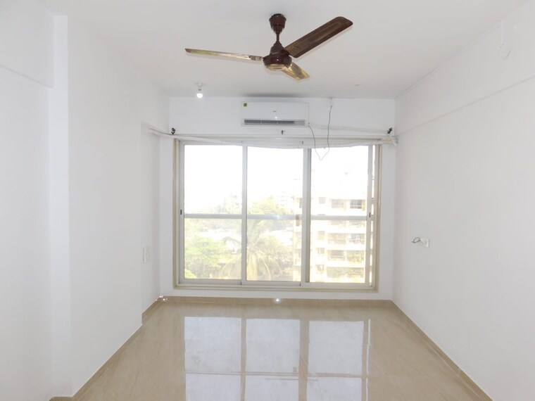 Room, hum-solaris 2 Bedroom 631 Sq.Ft. Apartment In Kandivali West Mumbai 9215519