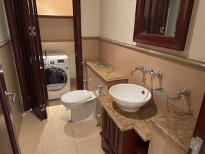 Bathroom in 4 BHK Apartment at Azumi CHS, Khar West – for Sale