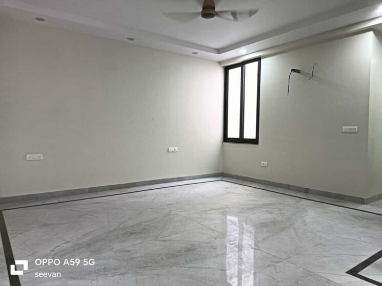 Room, shanti kunj 4 Bedroom 4500 Sq.Ft. Builder Floor In Shanti Kunj Delhi 9215539