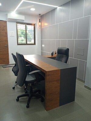 Team Area in  Office Space in IT/SEZ at Pragati CHS Kandivali, Kandivali West – for Rent