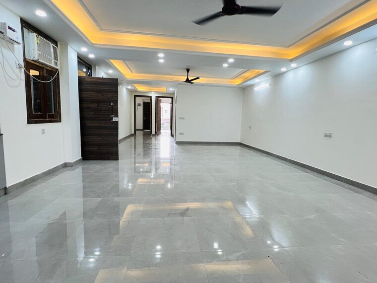 Room, vasant kunj 4 Bedroom 2400 Sq.Ft. Builder Floor In Vasant Kunj Delhi 9215570