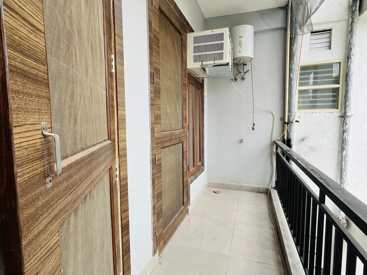 undefined, vasant kunj 4 Bedroom 2400 Sq.Ft. Builder Floor In Vasant Kunj Delhi 9215570