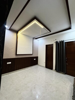 Room in 3 BHK Independent House at Sunny Enclave – for Sale