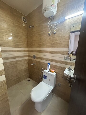 Bathroom in 2 BHK Builder Floor at Safdarjung Enclave – for Rent