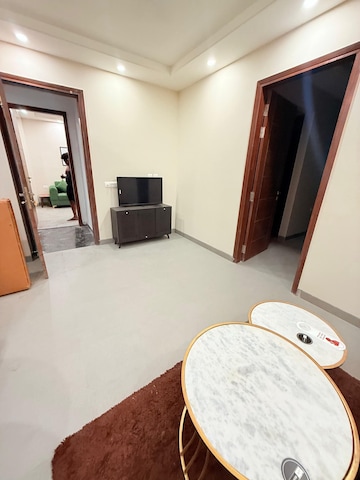 Living Room in 2.5 BHK Builder Floor at Dlf Cyber City, Sector 24 – for Rent
