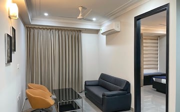 2 BHK Apartment For Rent in DLF Express Greens, Manesar Sector 1a