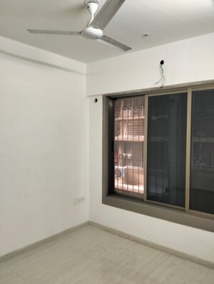 Room in 1 BHK Apartment at Haware Intelligentia Sigma South, Vikhroli East – for Rent