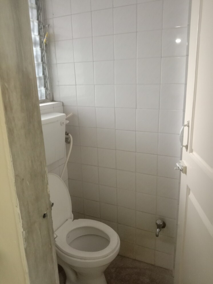 Bathroom, samadhan-chs-borivali 1 Bedroom 390 Sq.Ft. Apartment In Borivali West Mumbai 9215738