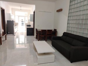 Living Room in 4 BHK Builder Floor at Sector 6 – for Rent