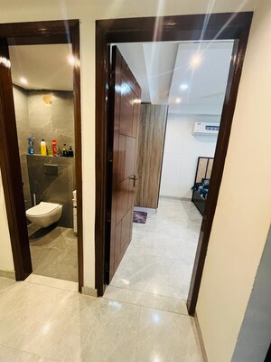 Building Lobby in 3 BHK Builder Floor at Dera Mandi – for Sale