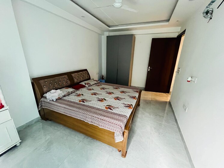Bedroom, dera mandi 3 Bedroom 150 Sq.Yd. Builder Floor In Dera Mandi Delhi 9215771