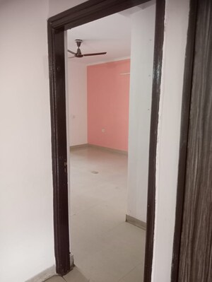 Building Lobby in 3 BHK Builder Floor at Orchid Island, Sector 51 – for Rent