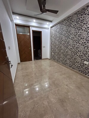 Room in 4 BHK Builder Floor at Tri Nagar – for Sale