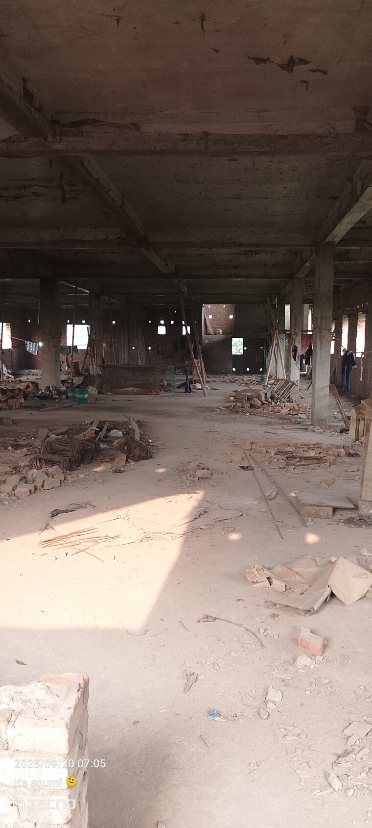  Parking, bumba-damani-enclave Commercial Warehouse 30000 Sq.Ft. In Ganganagar Kolkata 9215826