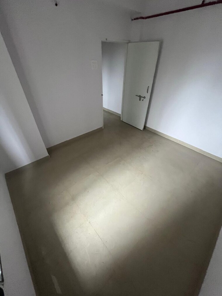 Room, goregaon west 1 Bedroom 482 Sq.Ft. Apartment In Goregaon West Mumbai 9215879