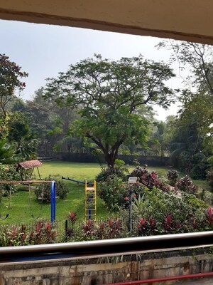 1 BHK Apartment – Garden View at Veena Tower, Colaba - for Rent