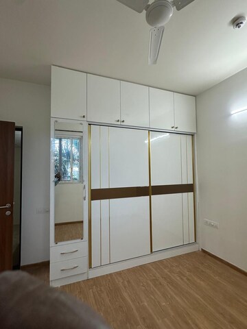 Room in 2 BHK Apartment at Brigade Cornerstone Utopia Eden, Varthur – for Rent