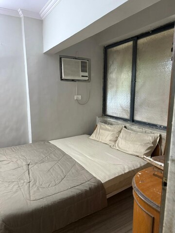 Bedroom in 2 BHK Apartment at Rajmatha CHS, Andheri West – for Rent