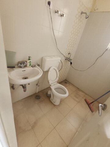 2 BHK Apartment For Rent in Shree Vardhman Mantra, Sector 67