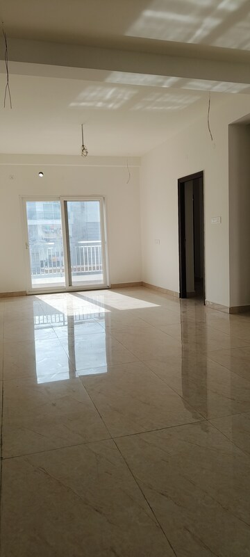 Room in 3 BHK Apartment at Heavenly HHC Eternia, Neknampur – for Sale