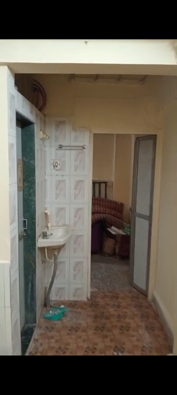 Bathroom in 1 RK Apartment at Bindra Complex, Andheri East – for Sale