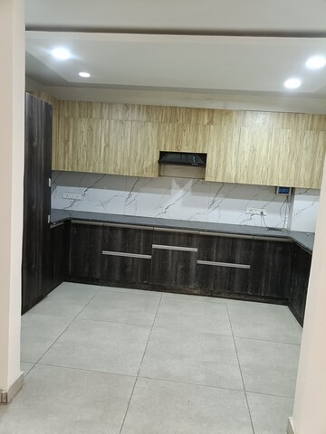 Kitchen in 3 BHK Builder Floor at Ansal API Esencia, Sector 67 – for Rent